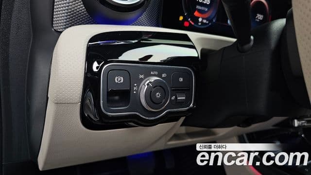 Mercedes-Benz A-Class 2021 — Фото 17/20