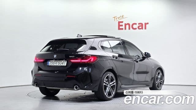 BMW 1 Series 2021 — ფოტო 2/20