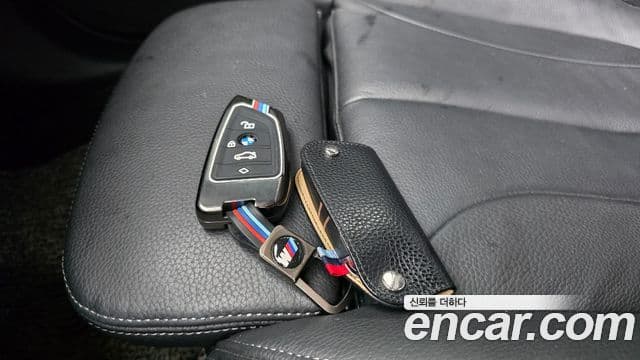 BMW 1 Series 2021 — Photo 17/33