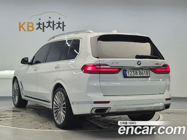 BMW X7 2021 — Şəkil 1/20