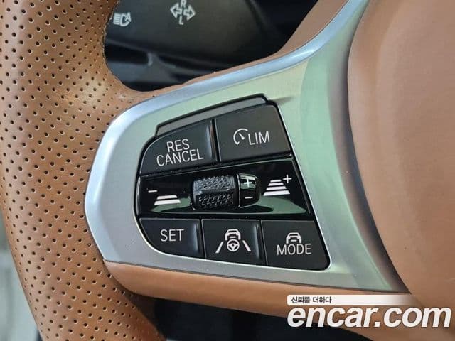 BMW 5 Series 2023 — Фото 16/19