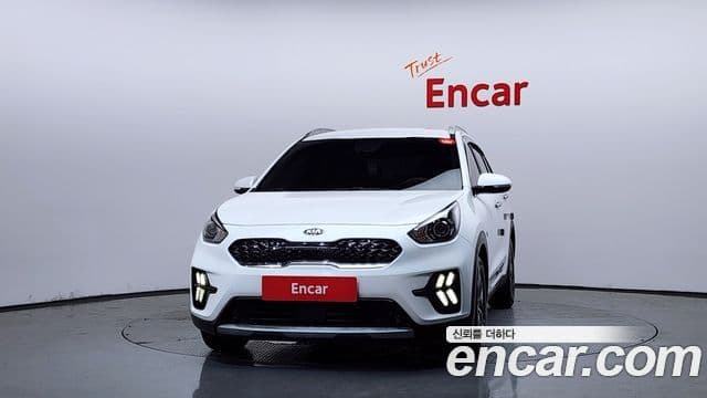 Kia Niro 2020 — Фото 3/20