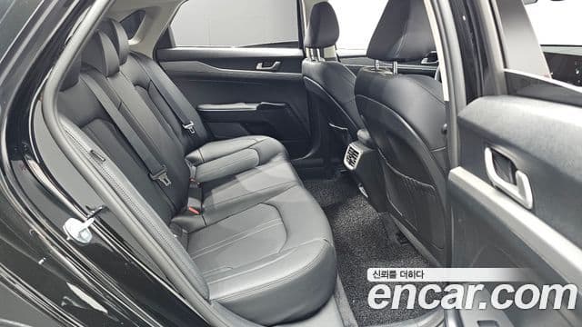 Kia K5 2025 — ფოტო 11/20