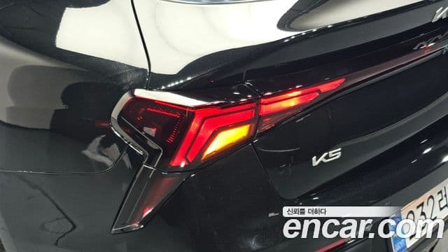 Kia K5 2025 — Photo 12/30