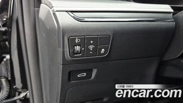 Kia K5 2025 — Photo 10/30