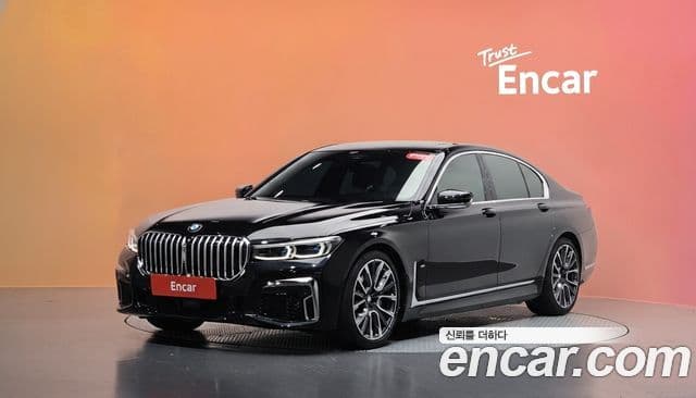 BMW 7 Series 2022 — Şəkil 1/20