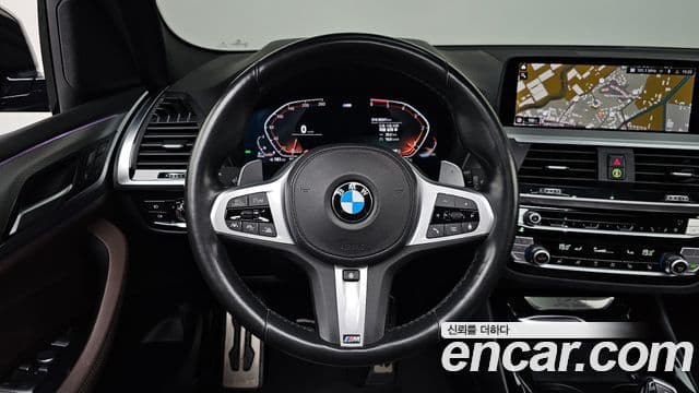 BMW X3 2021 — Şəkil 13/20