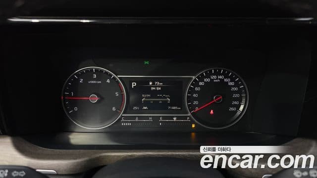 Kia Sorento 2020 — Фото 8/20