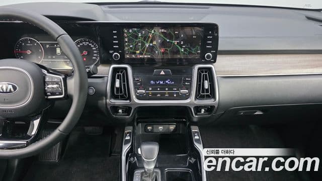 Kia Sorento 2020 — Фото 14/20