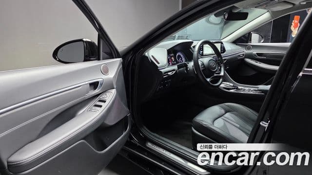 Hyundai Sonata 2022 — Фото 10/20