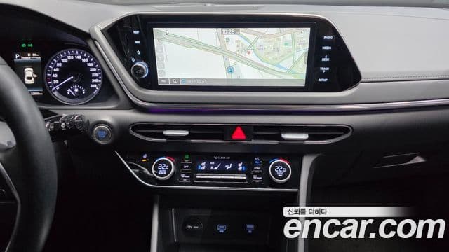 Hyundai Sonata 2022 — Фото 16/20