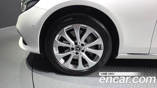 Mercedes-Benz E-Class 2020 — Şəkil 5/20