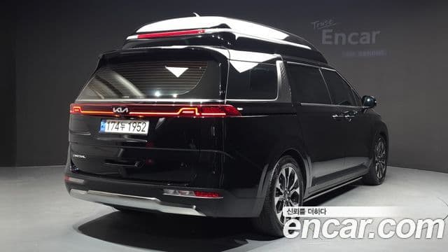 Kia Carnival 2023 — Şəkil 2/20