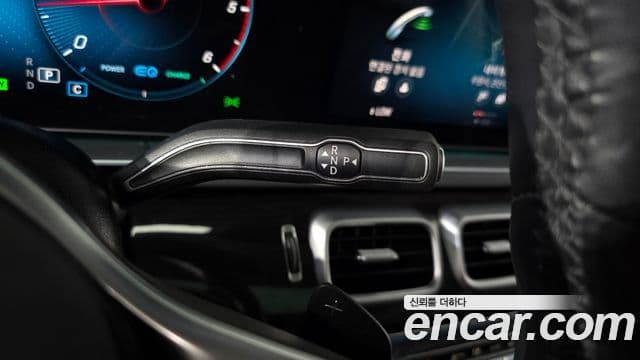 Mercedes-Benz GLE-Class 2023 — Фото 9/20