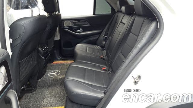 Mercedes-Benz GLE-Class 2023 — Фото 12/20