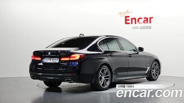 BMW 5 Series 2023 — ფოტო 2/20