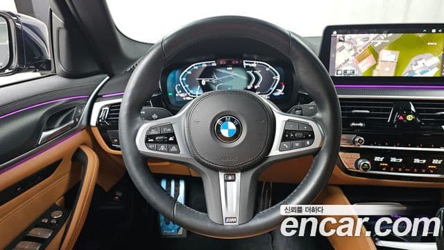 BMW 5 Series 2023 — ფოტო 13/20