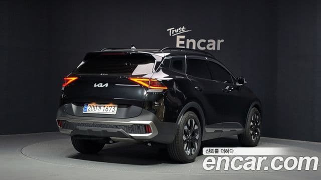 Kia Sportage 2022 — Фото 1/20
