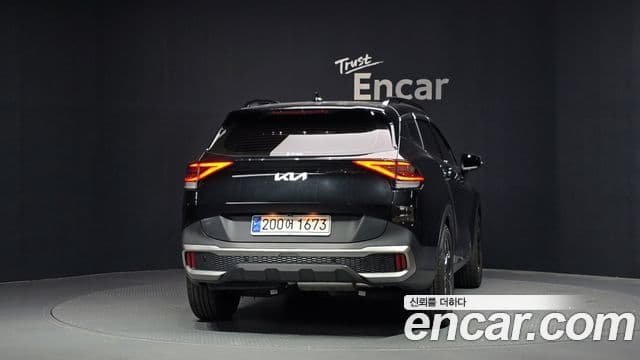 Kia Sportage 2022 — Фото 3/20