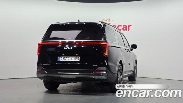Kia Carnival 2024 — ფოტო 4/20