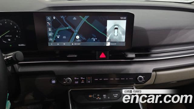 Kia Carnival 2024 — ფოტო 12/20