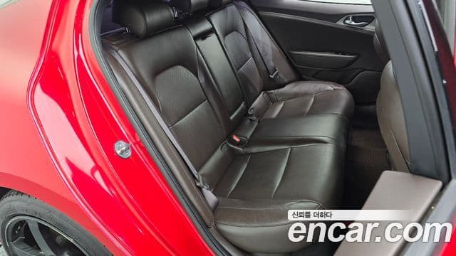 Kia Stinger 2019 — ფოტო 11/20