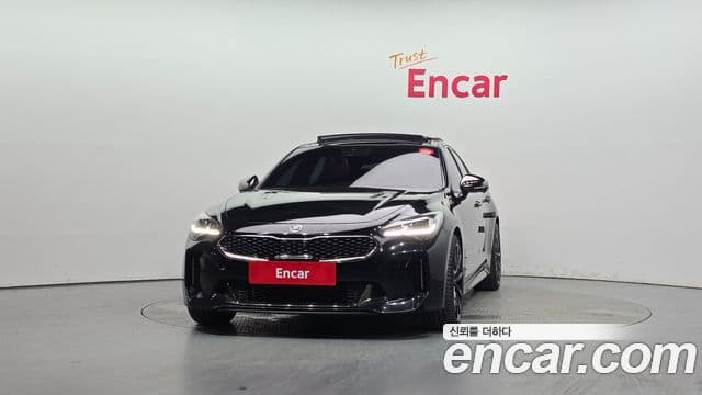 Kia Stinger 2020 — Фото 3/20