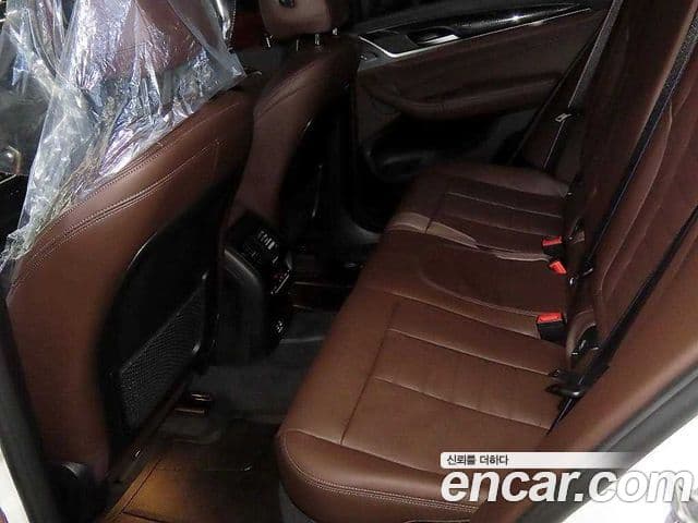 BMW X4 2025 — Фото 10/20