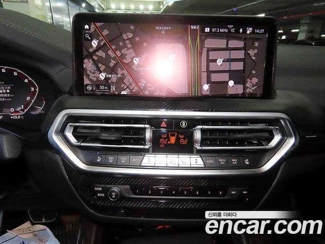 BMW X4 2025 — Фото 11/20