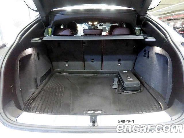 BMW X4 2025 — Фото 16/20