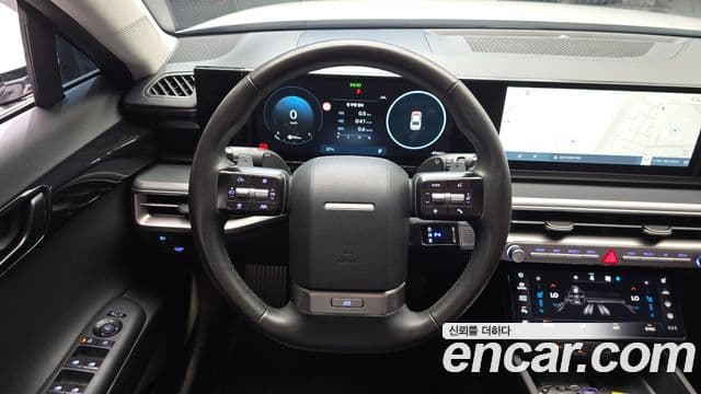 Hyundai Grandeur 2023 — ფოტო 12/20