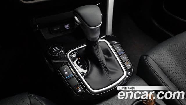 Kia Seltos 2022 — ფოტო 9/20
