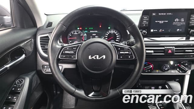 Kia Seltos 2022 — ფოტო 12/20