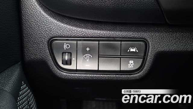 Kia Seltos 2022 — ფოტო 20/20