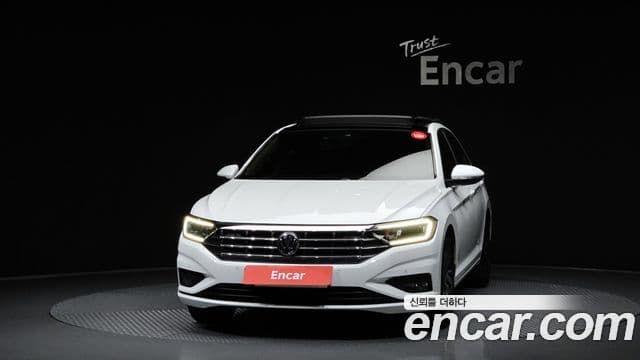Volkswagen Jetta 2021 — ფოტო 3/20