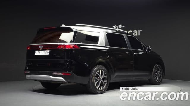 Kia Carnival 2021 — Şəkil 2/20