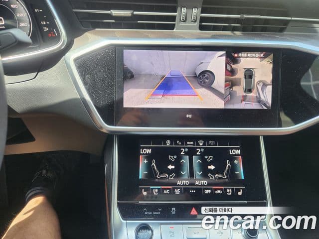 Audi A6 2023 — ფოტო 14/16