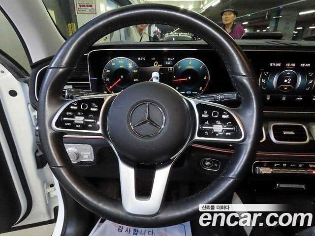 Mercedes-Benz GLE-Class 2023 — Şəkil 6/20