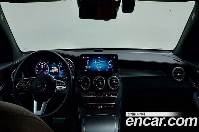 Mercedes-Benz GLC-Class 2022 — ფოტო 7/19