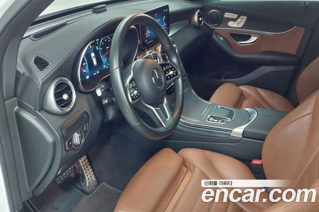Mercedes-Benz GLC-Class 2022 — ფოტო 9/19