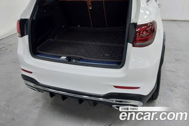 Mercedes-Benz GLC-Class 2022 — ფოტო 11/19