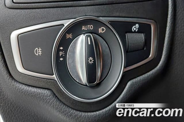 Mercedes-Benz GLC-Class 2022 — ფოტო 18/19