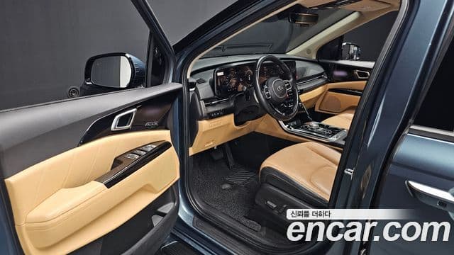 Kia Carnival 2021 — Фото 10/20