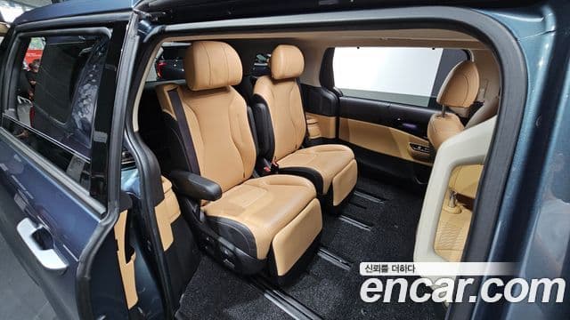 Kia Carnival 2021 — Şəkil 11/20