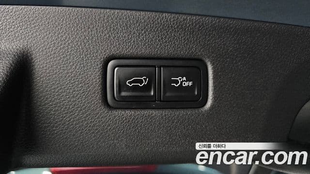 Kia Carnival 2021 — Photo 9/38