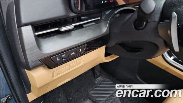 Kia Carnival 2021 — Photo 22/38