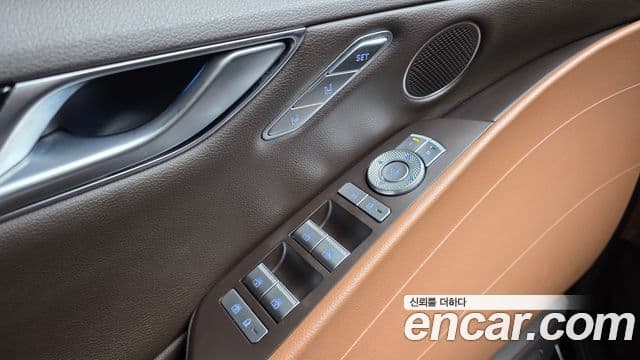 Genesis Electrified G80 2022 — фото 20 из 20