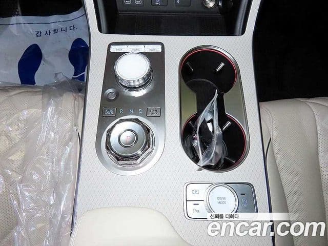 Genesis GV80 2025 — ფოტო 12/20