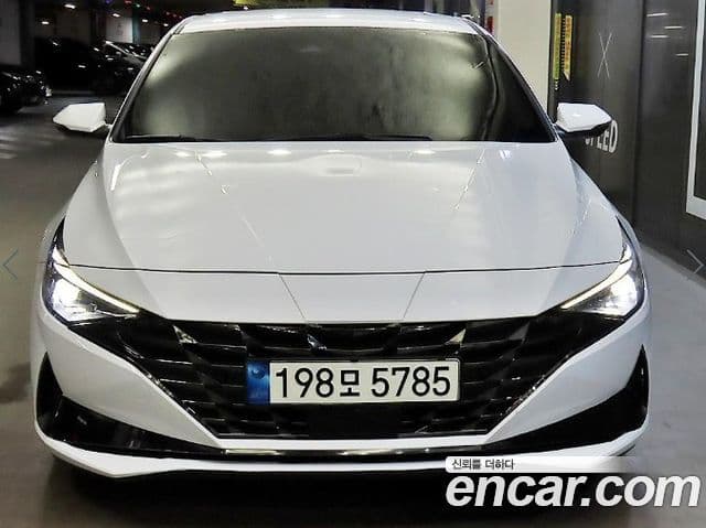 Hyundai Avante 2021 — ფოტო 1/1