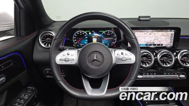 Mercedes-Benz GLB-Class 2021 — Şəkil 11/20
